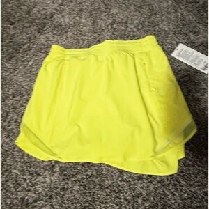 LULULEMON BRAND NEW WITH TAGS SKORT